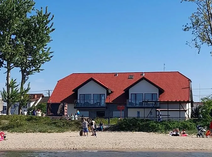 Rewianka Przy Samej Plazy Bed and Breakfast 3*